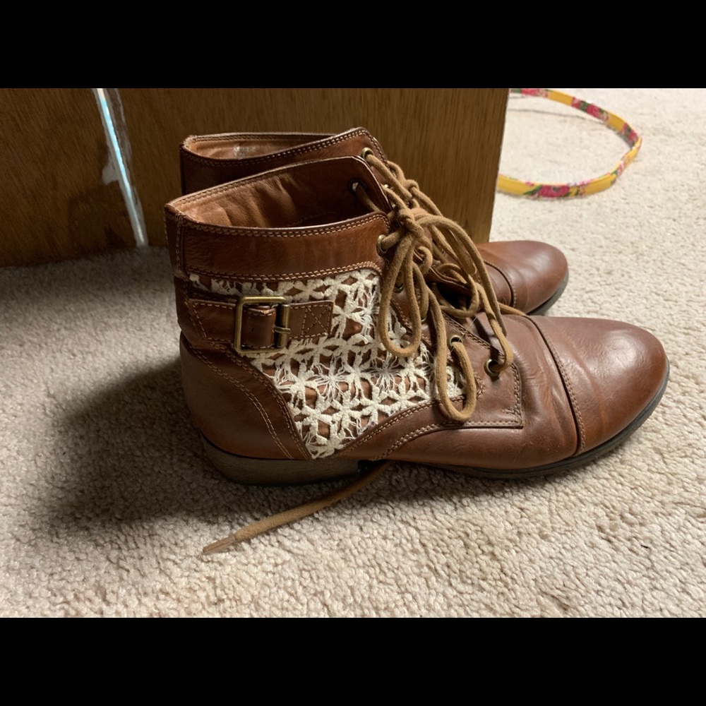 Brown ankle boots size 8.5
